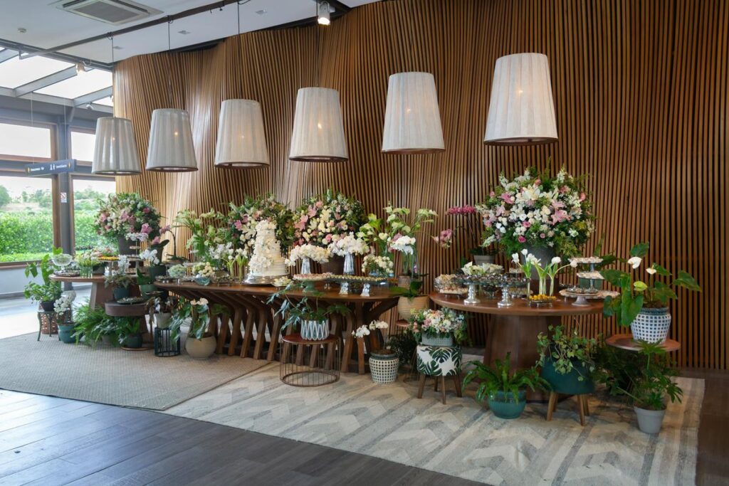 Luxurious flower arrangement for a wedding setup indoors in São Paulo.